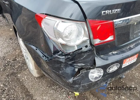 2011 Chevrolet Cruze Ls z USA, uszkodzony, nr VIN 1G1PC5SH8B7215599